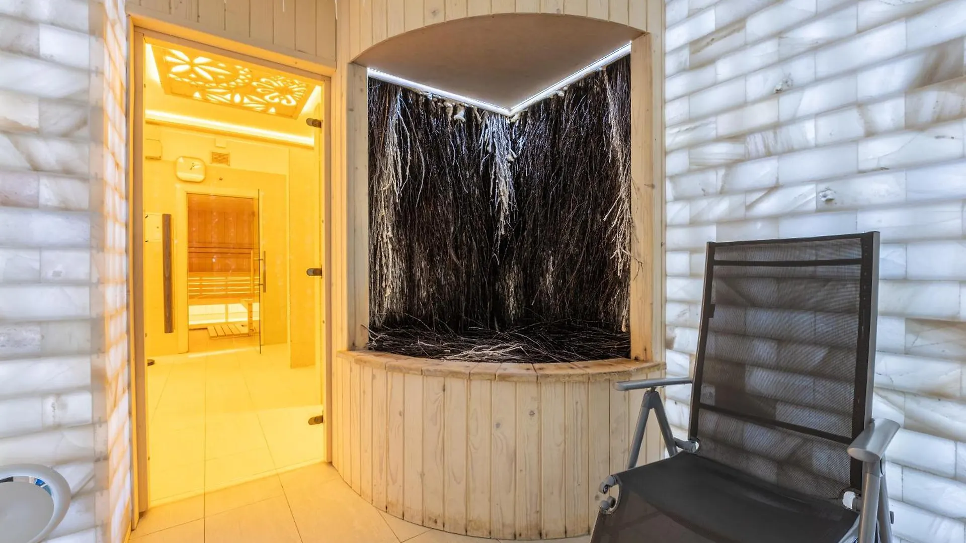 Villa Cannes Resort Zakopane - Grota Solna, Sauna Finska 0*,  Poland